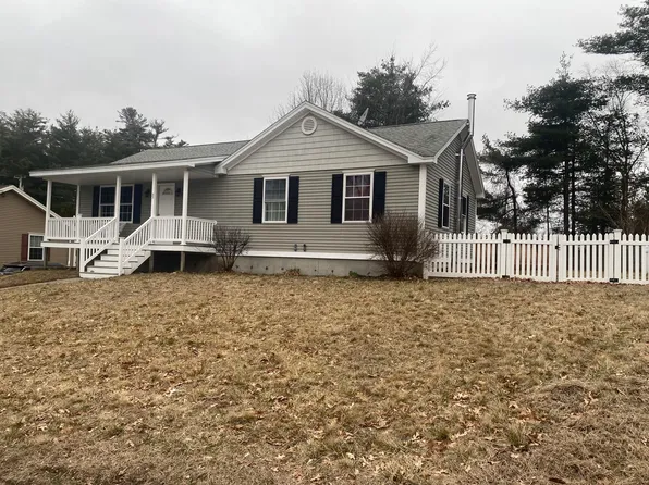 33 yvonne Street, Sanford, ME 04073
