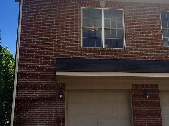 2nd image of 5681 Hampshire Ln