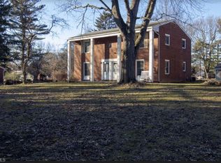 941 Easthill St SE, North Canton, OH