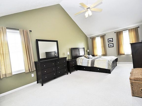 5th image of 20 Horseshoe Ln