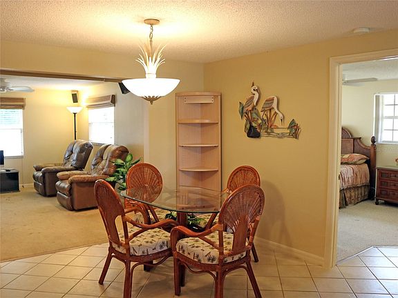 5th image of 5011 Vinson Way