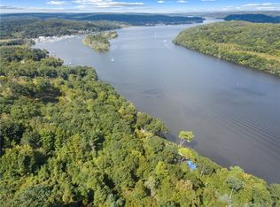 5 Merriwold Ln, Deep River, CT 06417