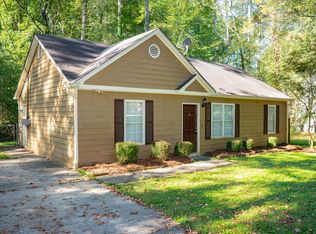 8095 Flamingo Dr, Jonesboro, GA 30238