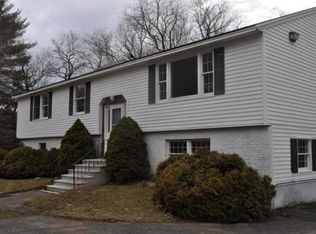 20 Essex St, Wenham, MA 01984