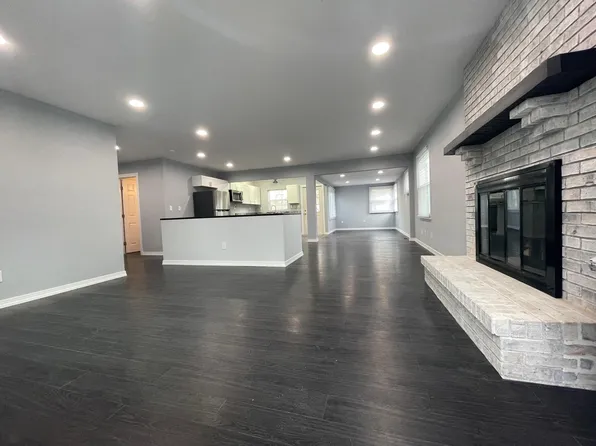 2599 Woodstock Rd, Columbus, OH 43221