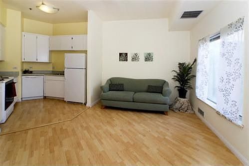 4th image of 135 Valencia St #409A