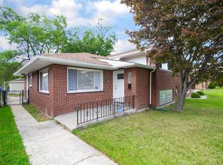 12138 S Racine Ave, Chicago, IL 60643