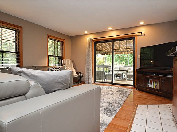 5th image of 516 Donatello Dr