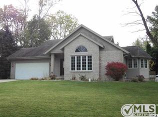 5011 Ridgecrest Dr, Jackson, MI 49201