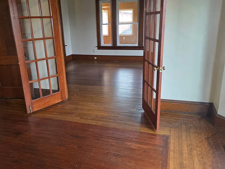 239 Burt Ave — Photo 13