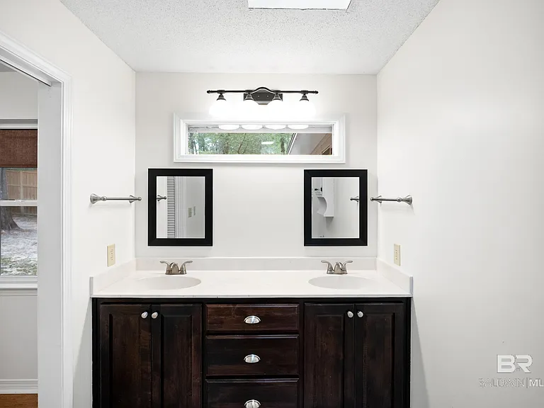 9 Pope Ct — Photo 18