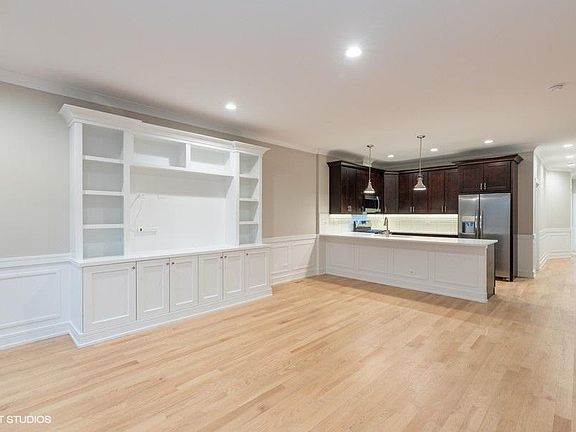 5th image of 1632 N Western Ave #1