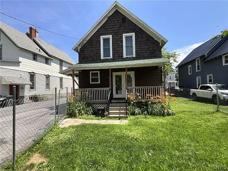 622 Sherman St — Photo 30