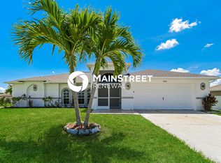 2929 SW 7th Pl, Cape Coral, FL 33914