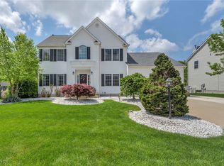5858 Northampton Dr, Medina, OH