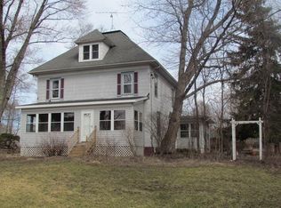 5203 172nd Ave, Bristol, WI 53104