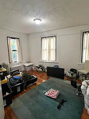2nd image of 80 Haven Ave #2R