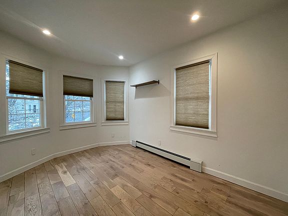 5th image of 37 Vista Ave #2A