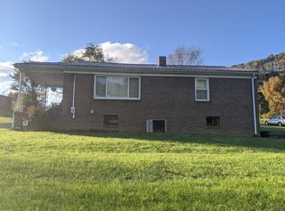 723 Poor Farm Rd, Lebanon, VA 24266