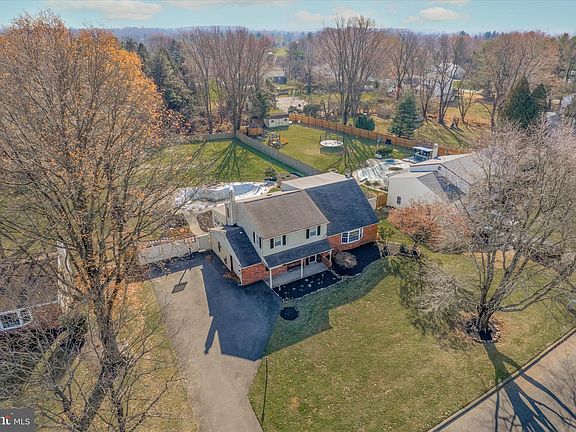 2nd image of 234 Cloverly Dr