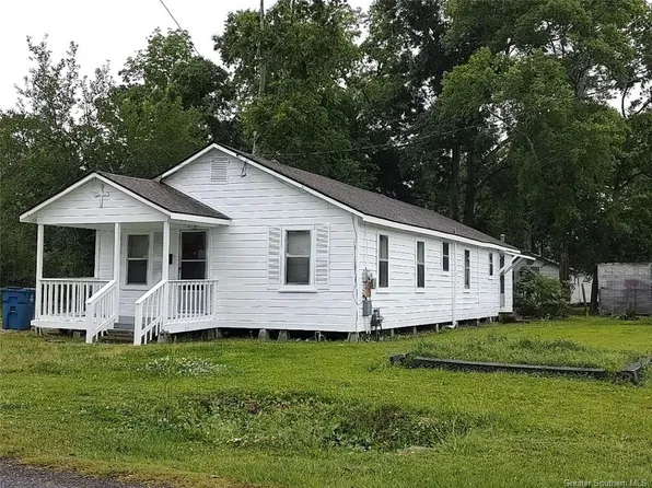 311 E Wood St, Jennings, LA 70546