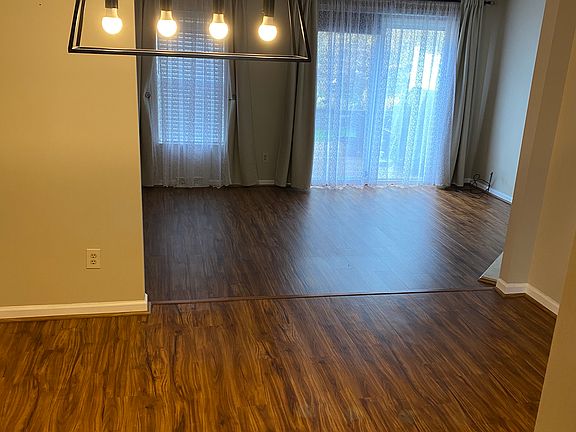 2nd image of 466 Shadywood Dr