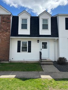 2 Colonial Village #2, Shelton, CT, 06484