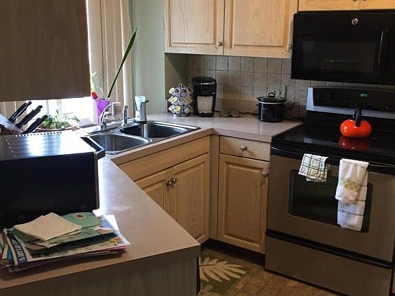 3rd image of 1115 Vail Ct #10