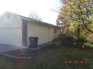 40 Snow Hill Dr, Saint Peters, MO 63376