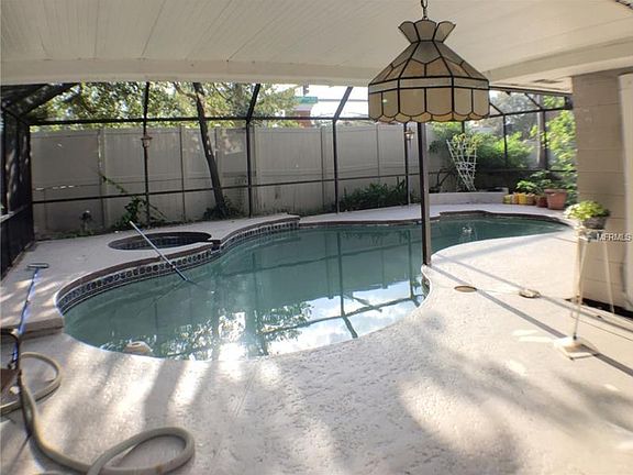 3rd image of 11944 Sugar Tree Dr