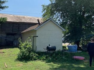 1044 Moxahala Ave, Zanesville, OH 43701