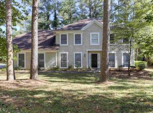 7211 Waters Edge Dr, Stone Mountain, GA 30087