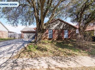 3208 Woodlark Dr, Fort Worth, TX 76123
