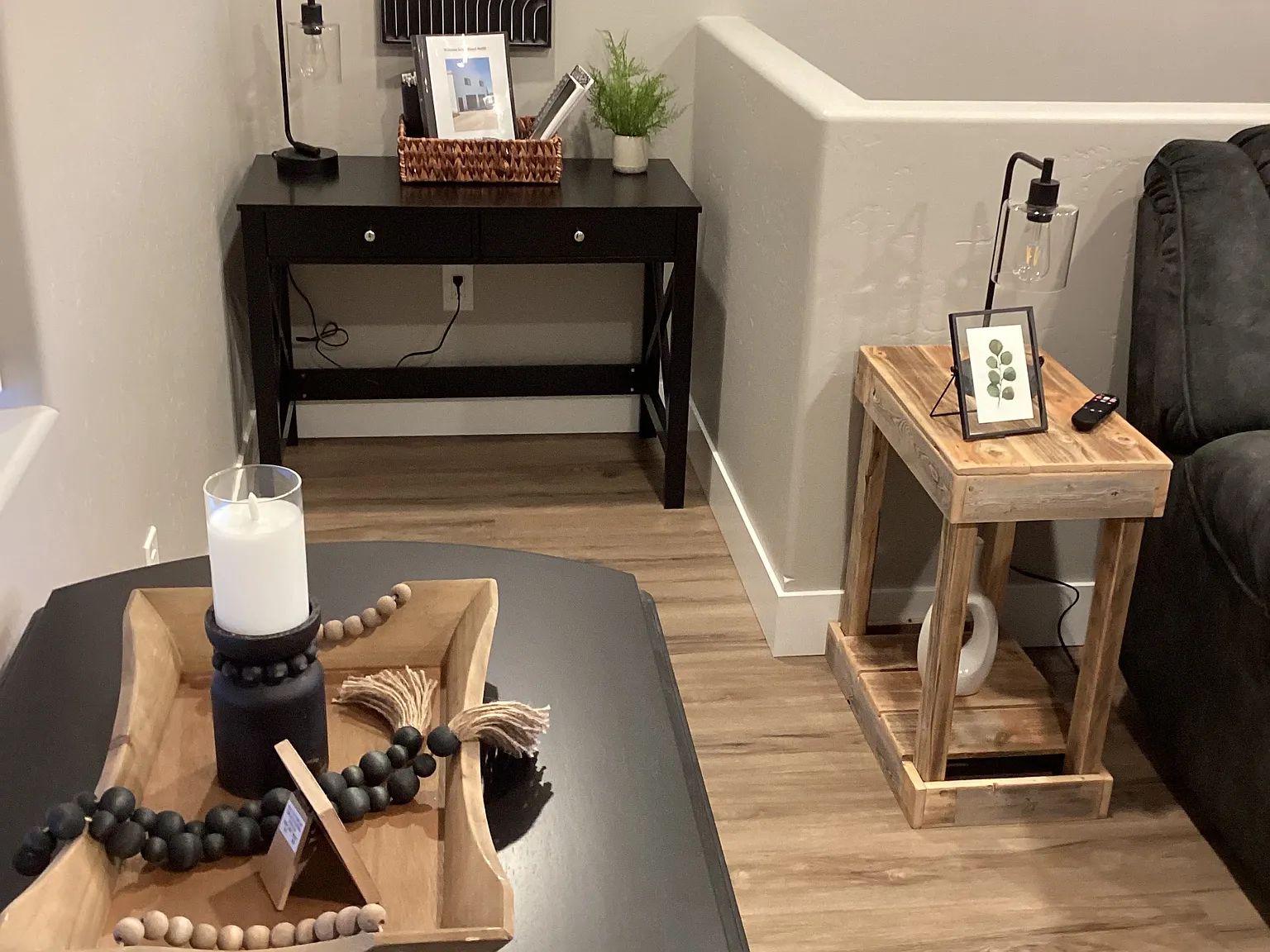 2 bed, 1300 sqft, $2,400 — Photo 1