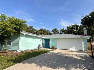 1404 NE 24th St, Jensen Beach, FL 34957