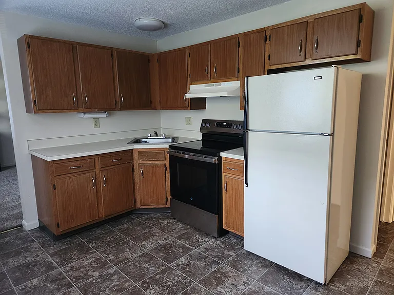 129 Pine St #4 — Photo 7