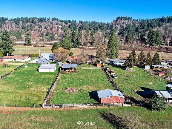 5th image of 21333 SE 351st St