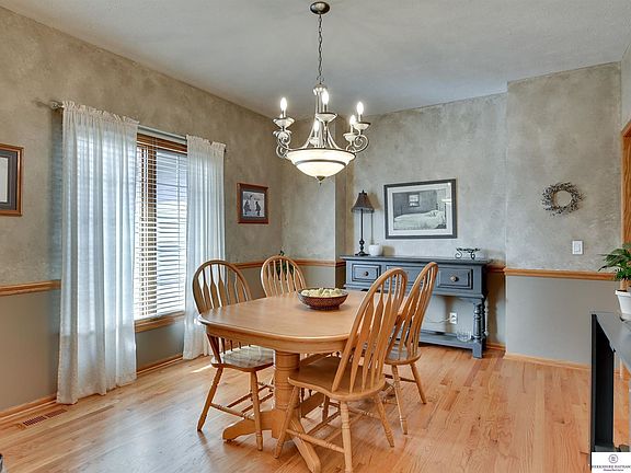 4th image of 16522 Olive St