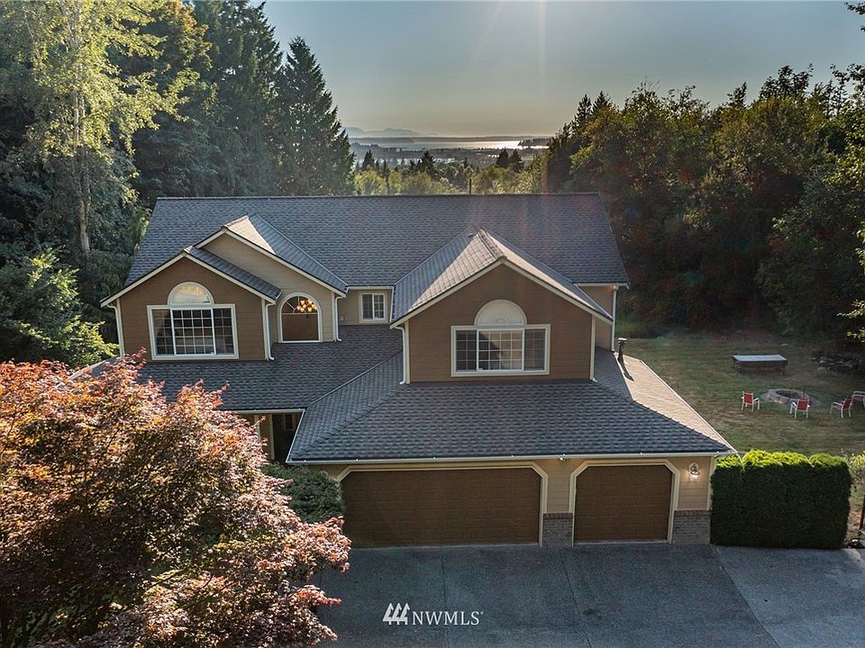 1st image of 2612 79th Ave NE