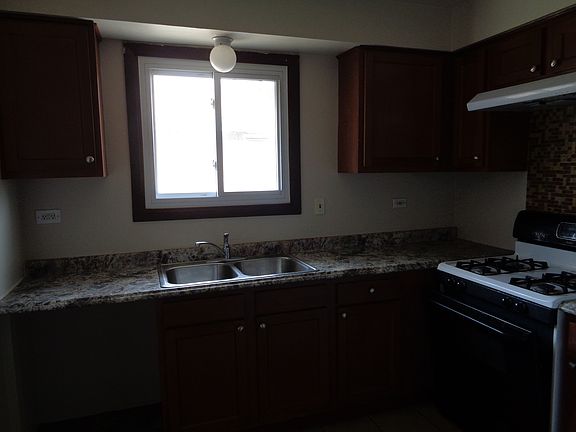 3rd image of 83 Paxton Ave APT 3N