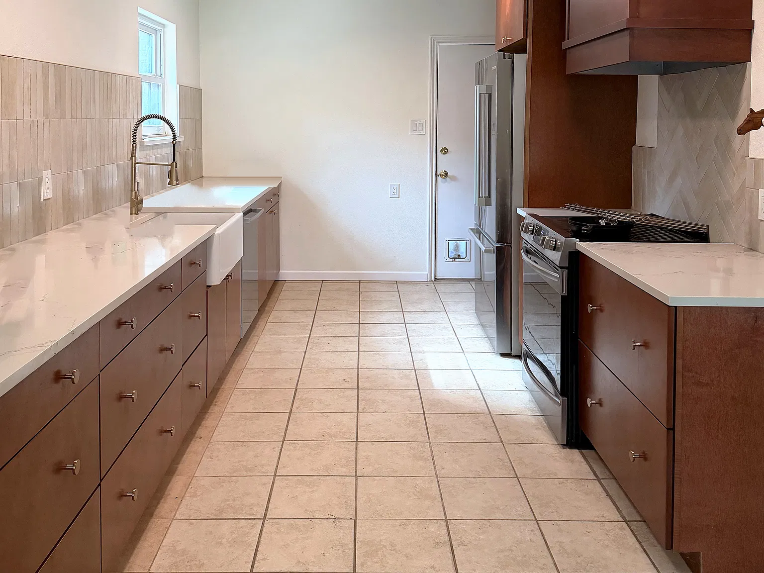 4 bed, 1593 sqft, $2,750 — Photo 4