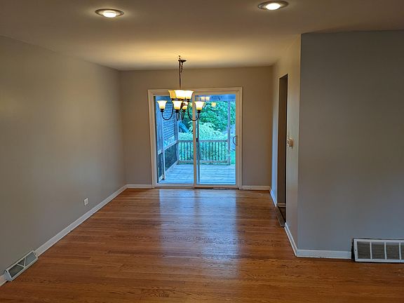 3rd image of 1216 W Sigwalt St
