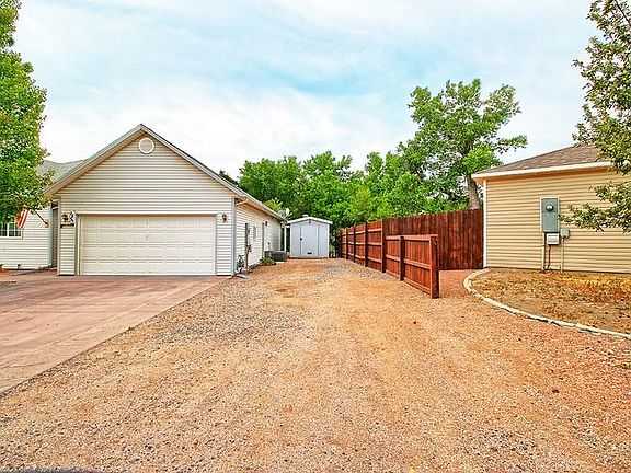 2nd image of 2895 W Hermosa Ct