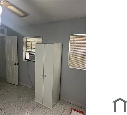 1 bed, 100 sqft, $1,000 — Photo 4