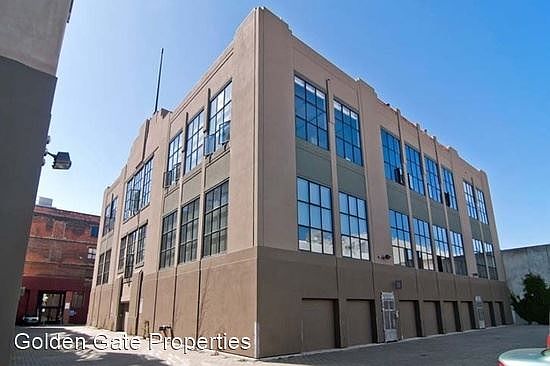 2nd image of 1 Clarence Pl Unit 10