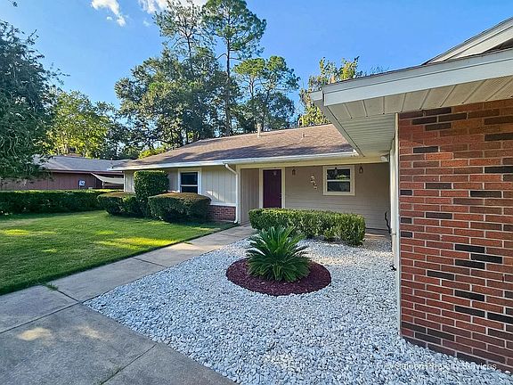 4th image of 4608 NW 43rd Pl