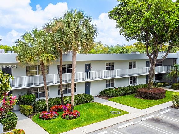 4th image of 4221 W Palm Aire Dr APT 203