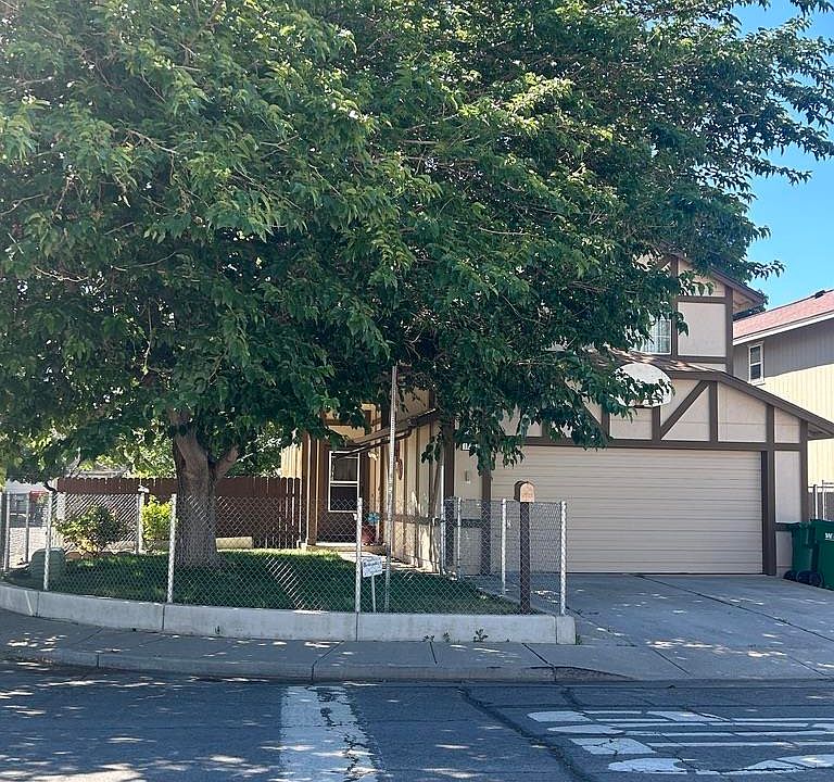 1st image of 1733 Round Mountain Cir