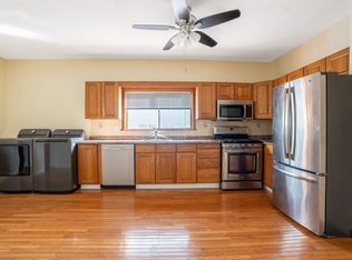 97 Glen St #2, Somerville, MA 02145