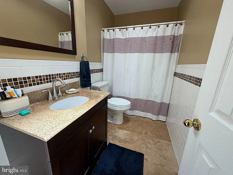 7200 Shalkop St — Photo 20